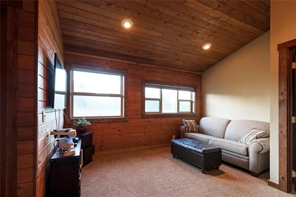 85 Martin Lane Florence MT 59833