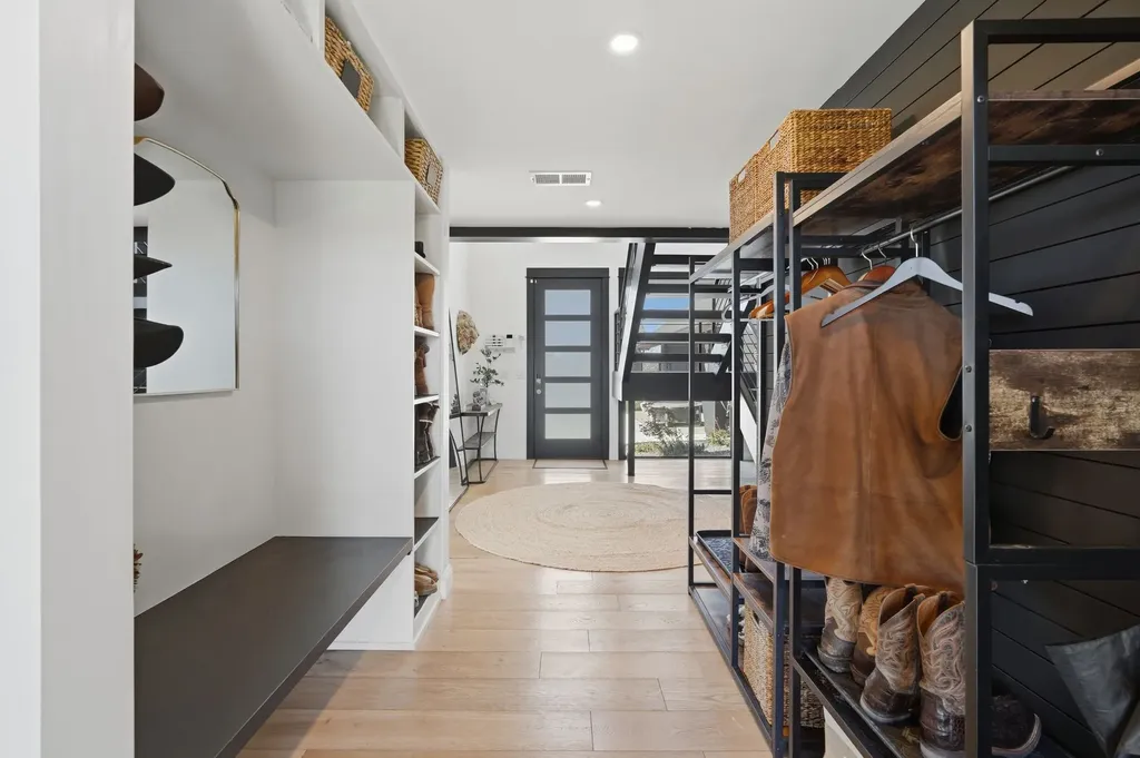 1589 Cougar Drive Bozeman MT 59718