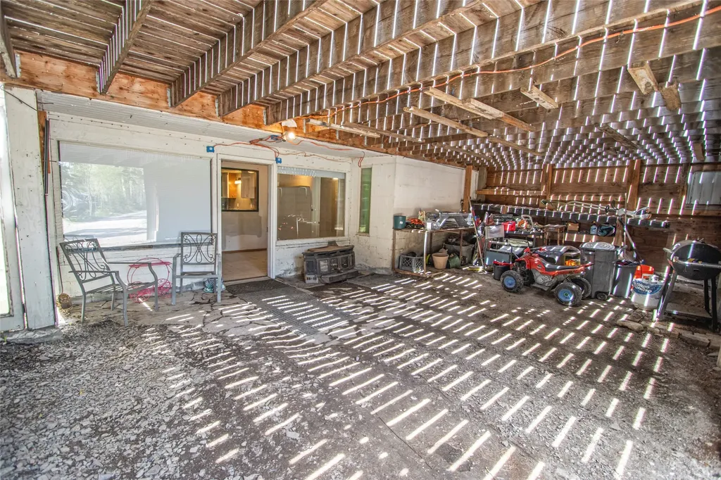 55 Keenans Way Kila MT 59920