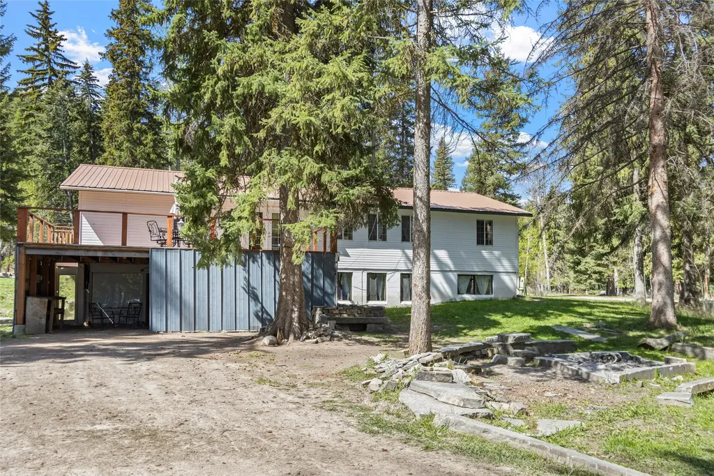 55 Keenans Way Kila MT 59920