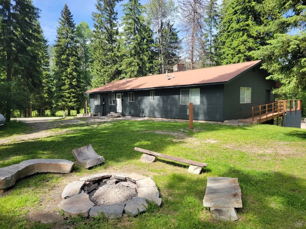 55 Keenans Way Kila MT 59920