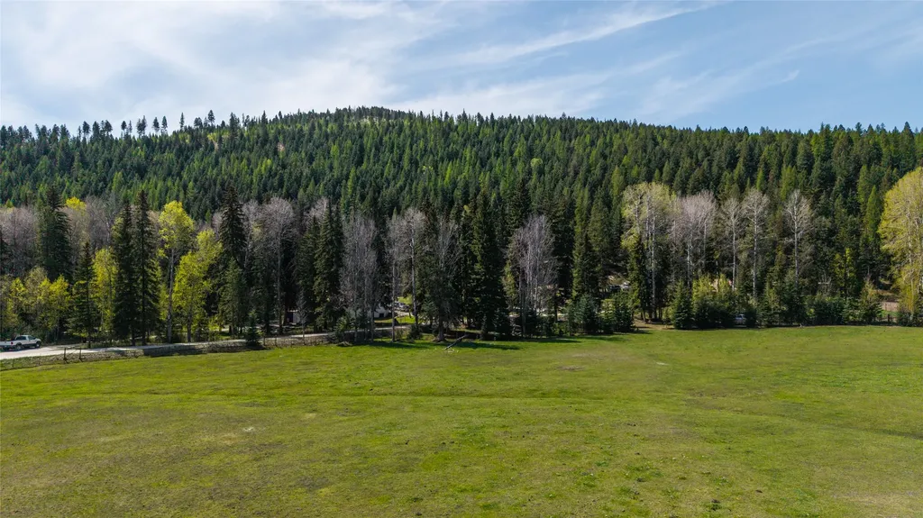 55 Keenans Way Kila MT 59920