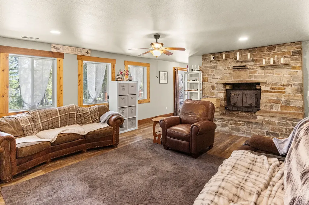 55 Keenans Way Kila MT 59920