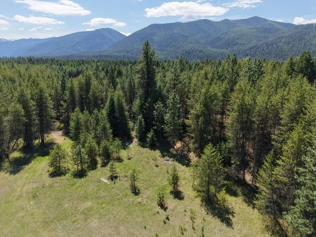 587 Cochran Lane St Regis MT 59866