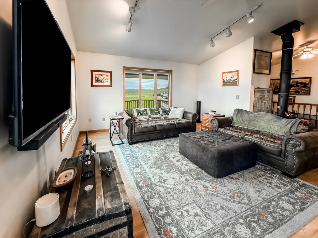 1910 No Creek Court Helena MT 59602