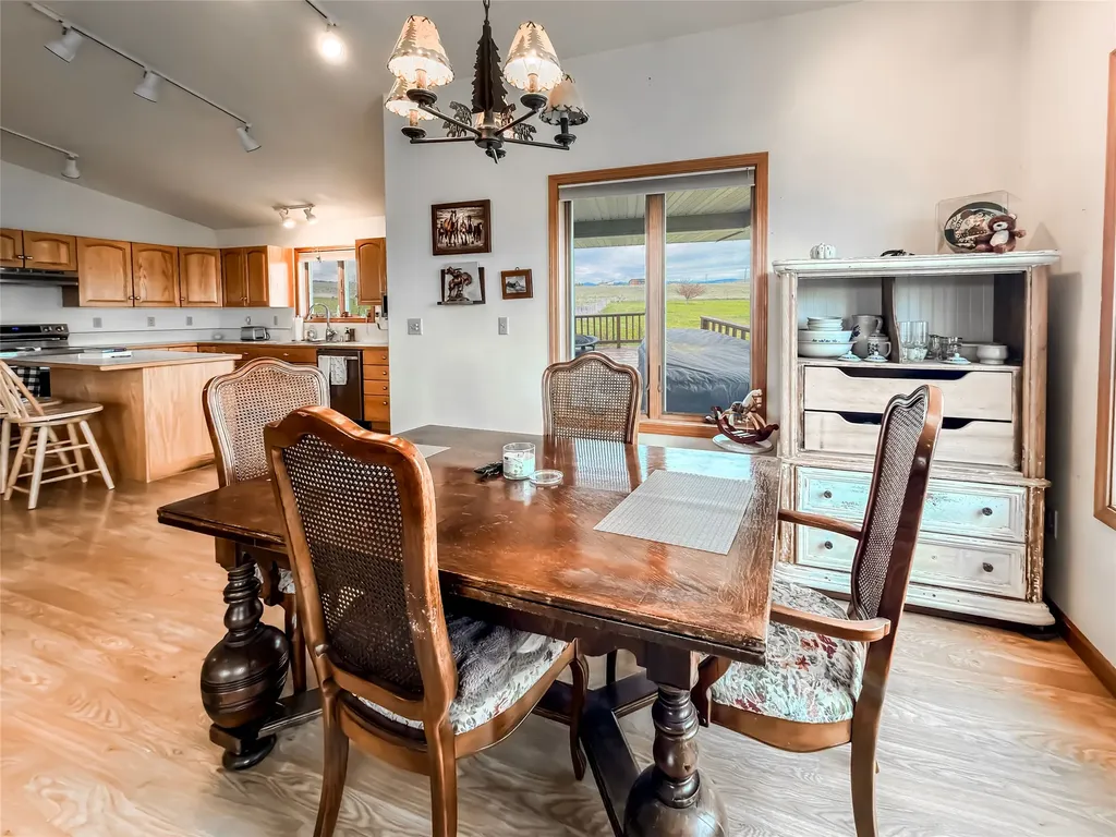 1910 No Creek Court Helena MT 59602