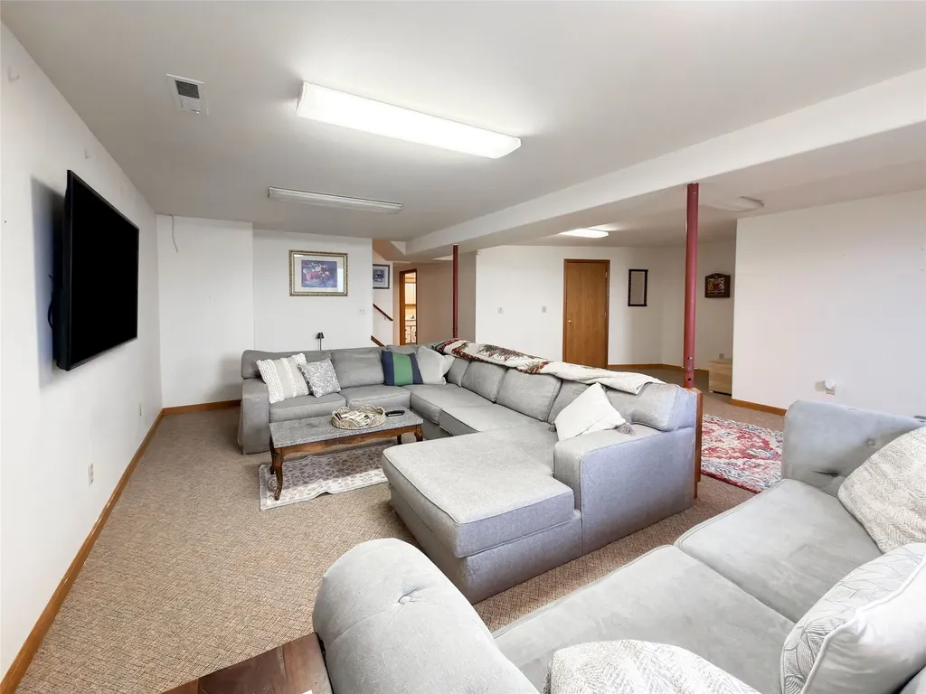 1910 No Creek Court Helena MT 59602