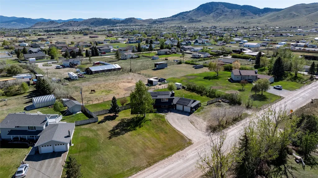 375 Hope Road Helena MT 59602