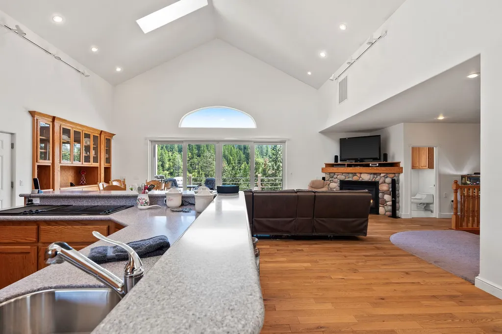 181 Sylvan Drive Bigfork MT 59911