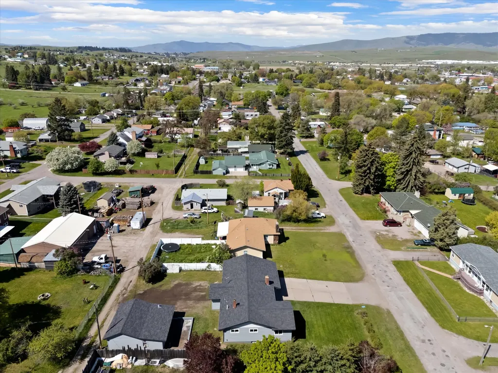 810 15th Avenue E Polson MT 59860