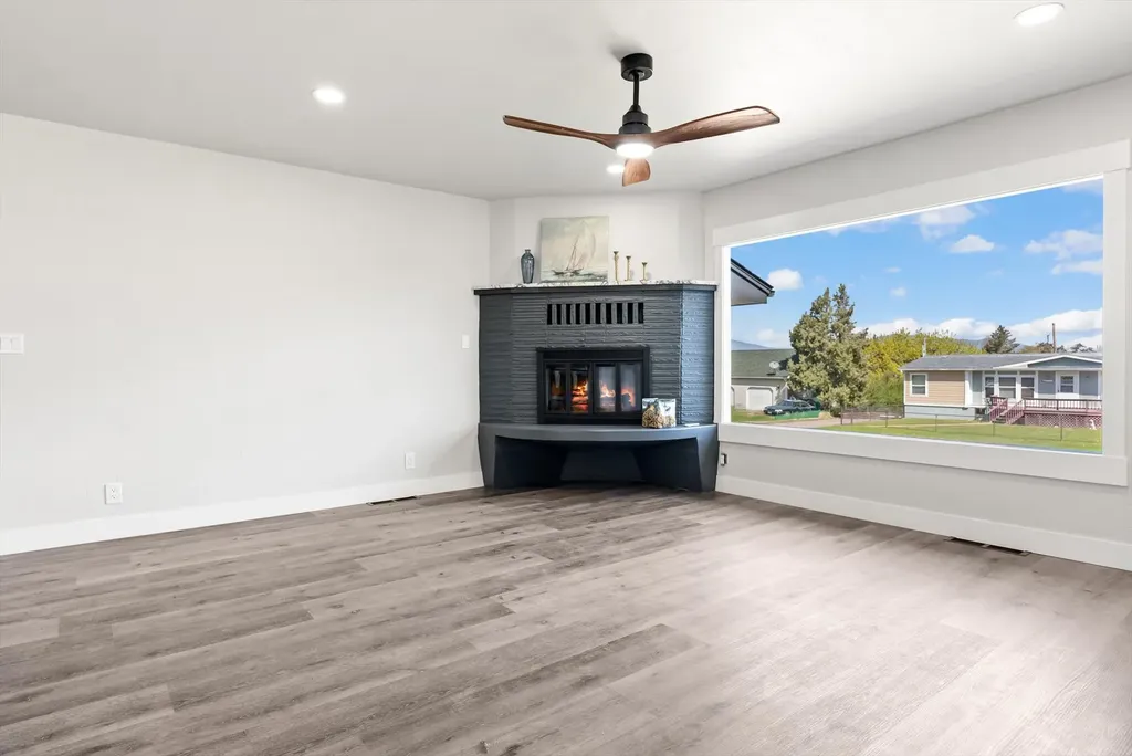 810 15th Avenue E Polson MT 59860