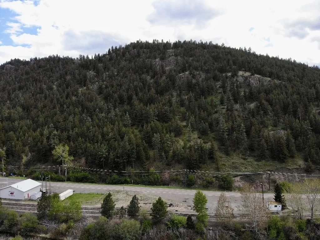 365 High Street Wolf Creek MT 59648