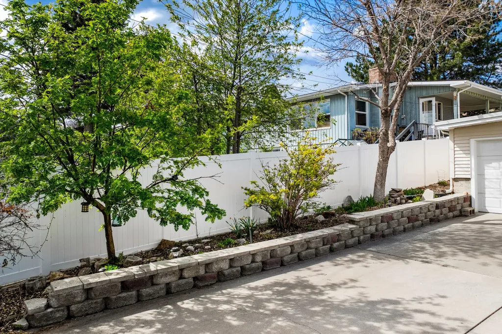1304 Avenue C NW Great Falls MT 59404