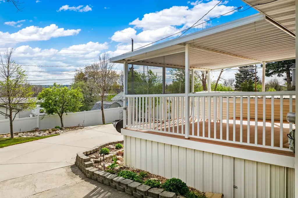 1304 Avenue C NW Great Falls MT 59404