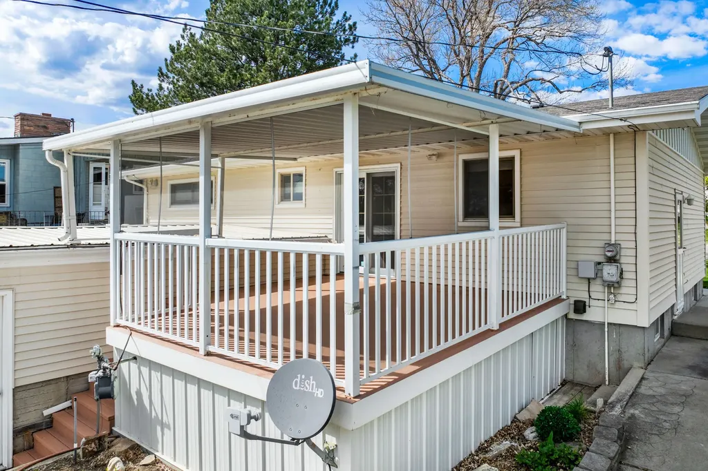 1304 Avenue C NW Great Falls MT 59404