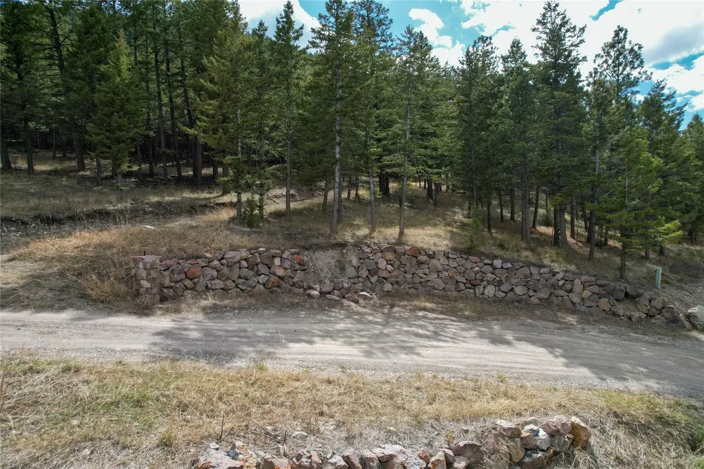 291 S Hills Road Clancy MT 59634