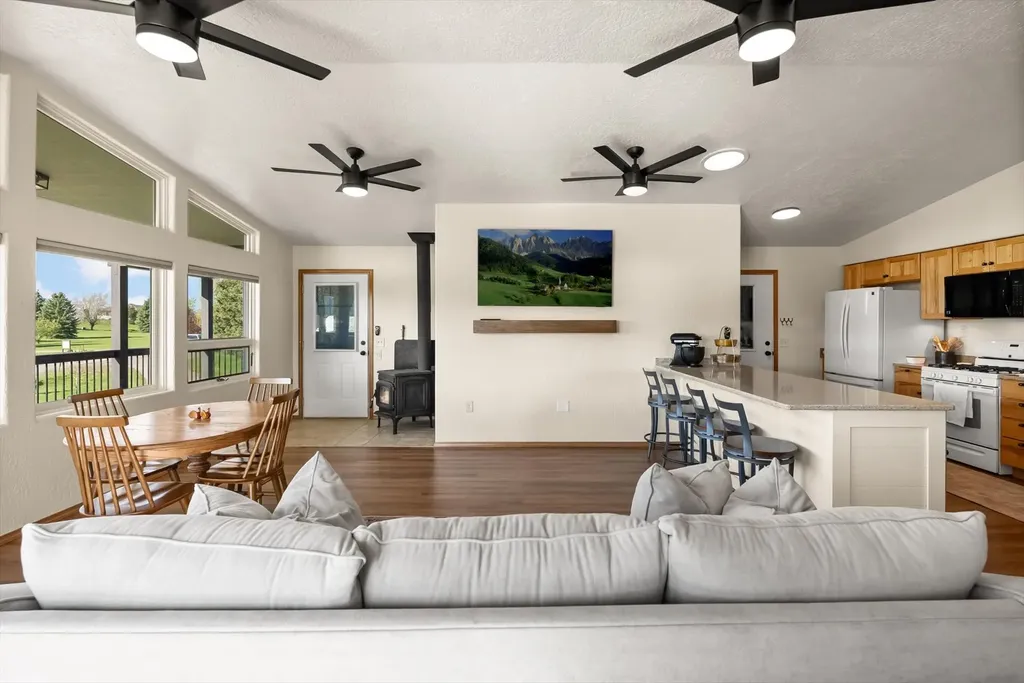 40994 Terrace Circle Polson MT 59860