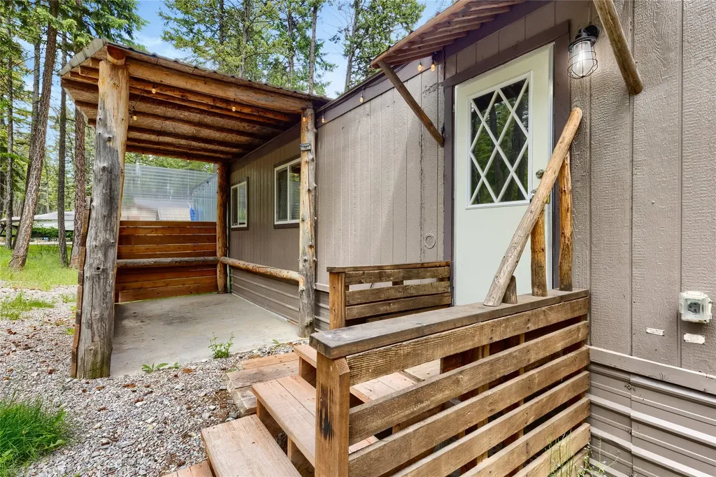 209 Whipps Lane Lakeside MT 59922