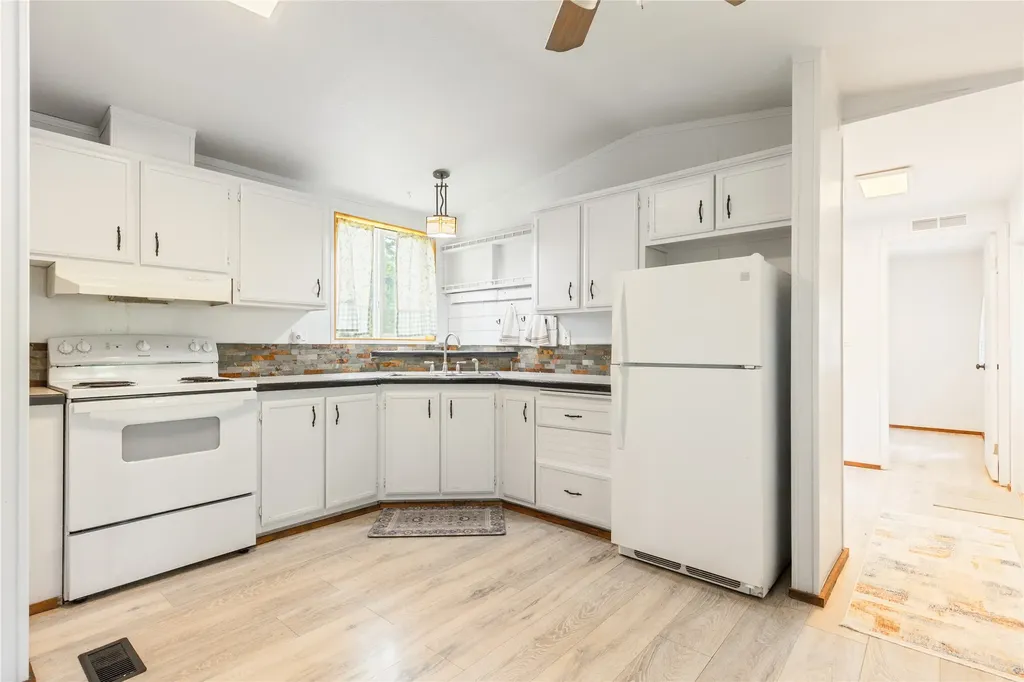 209 Whipps Lane Lakeside MT 59922