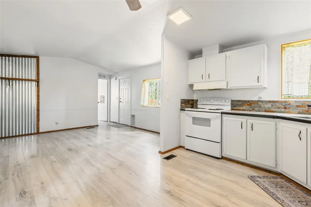 209 Whipps Lane Lakeside MT 59922