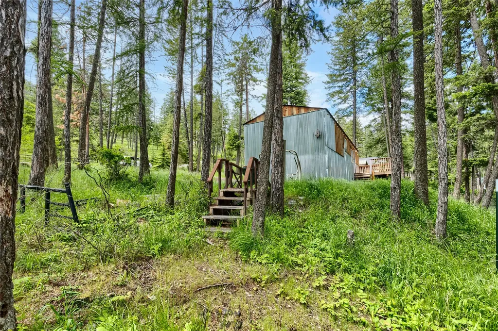 209 Whipps Lane Lakeside MT 59922