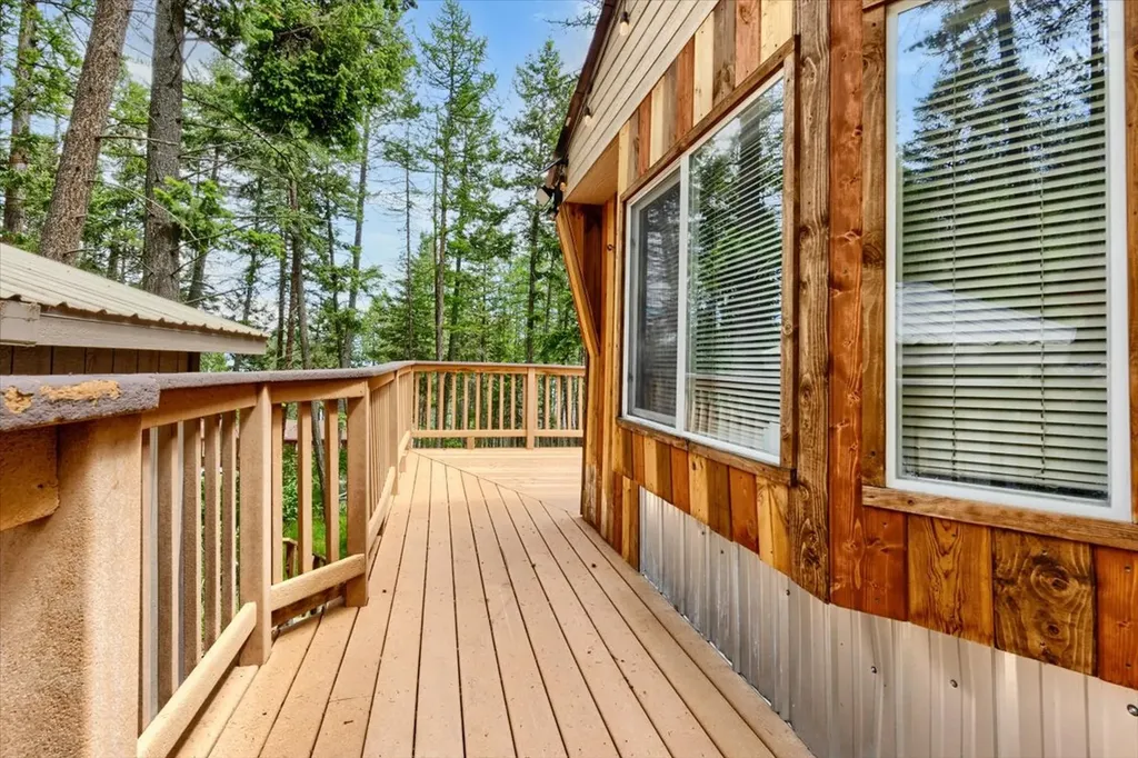 209 Whipps Lane Lakeside MT 59922