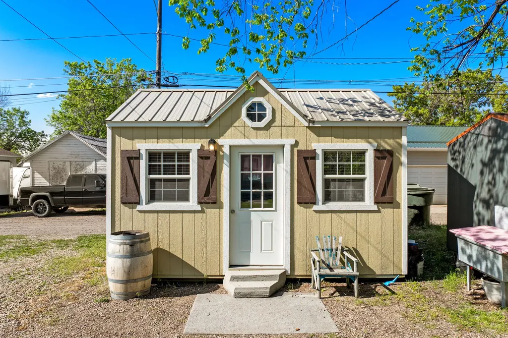 811 7th Avenue N Great Falls MT 59401