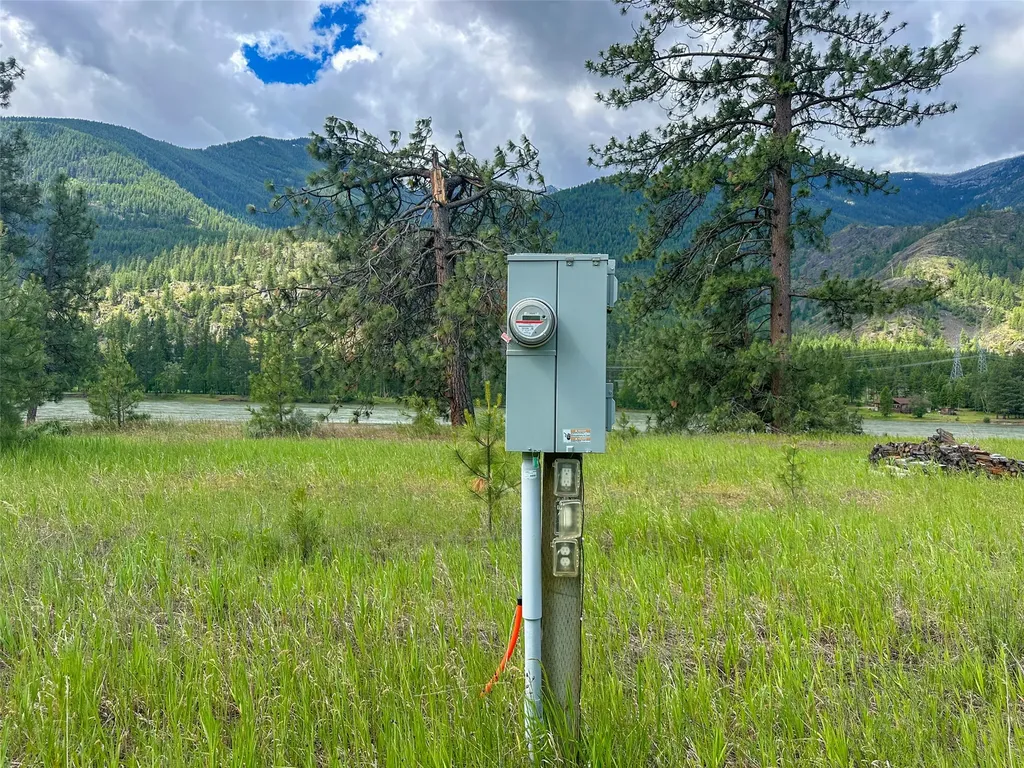20 Eddy Flat Lane Thompson Falls MT 59873