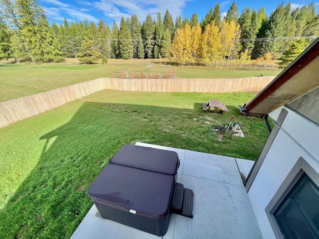 205 Kinnikinnick Lane Columbia Falls MT 59912