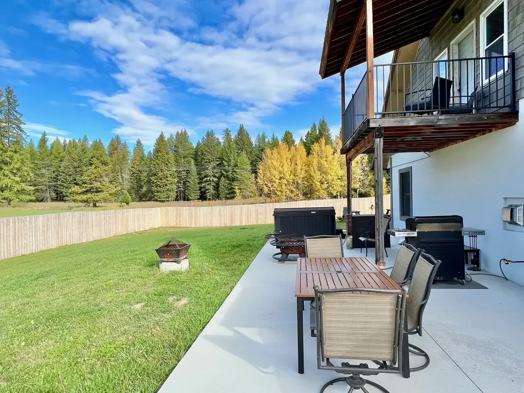 205 Kinnikinnick Lane Columbia Falls MT 59912