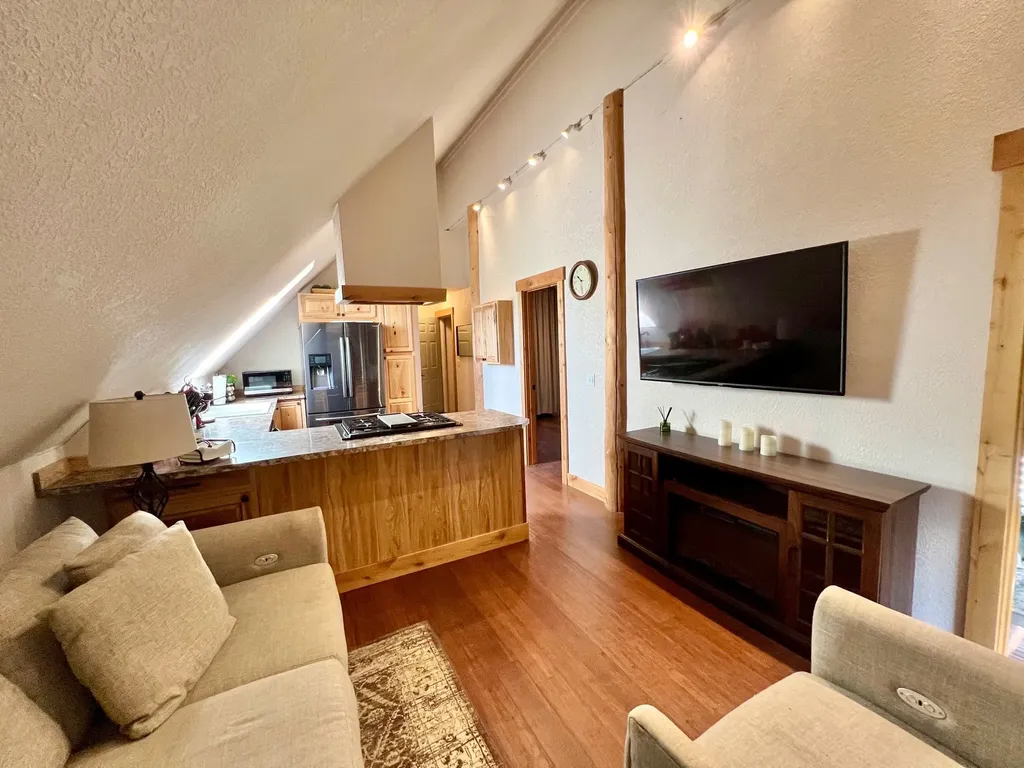 205 Kinnikinnick Lane Columbia Falls MT 59912