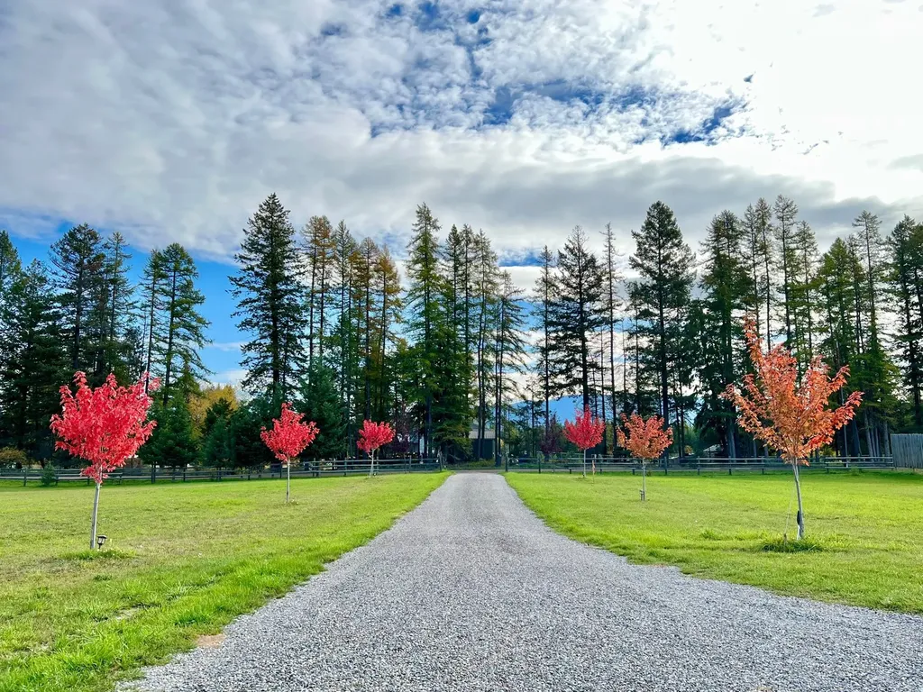 205 Kinnikinnick Lane Columbia Falls MT 59912