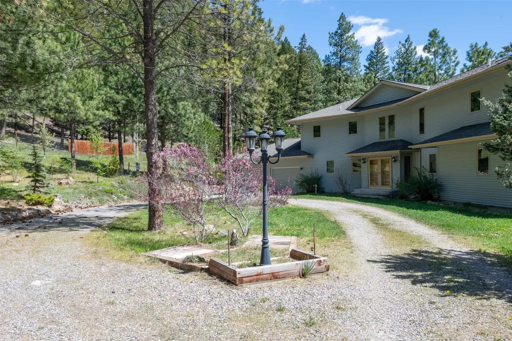 11300 Sleeman Creek Road Lolo MT 59847