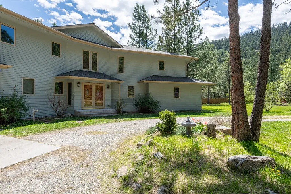 11300 Sleeman Creek Road Lolo MT 59847