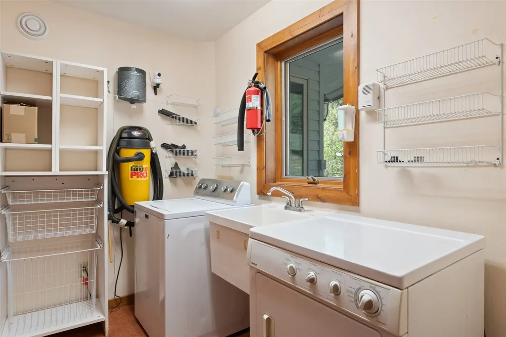 11300 Sleeman Creek Road Lolo MT 59847
