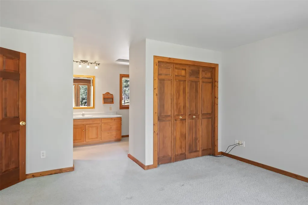 11300 Sleeman Creek Road Lolo MT 59847