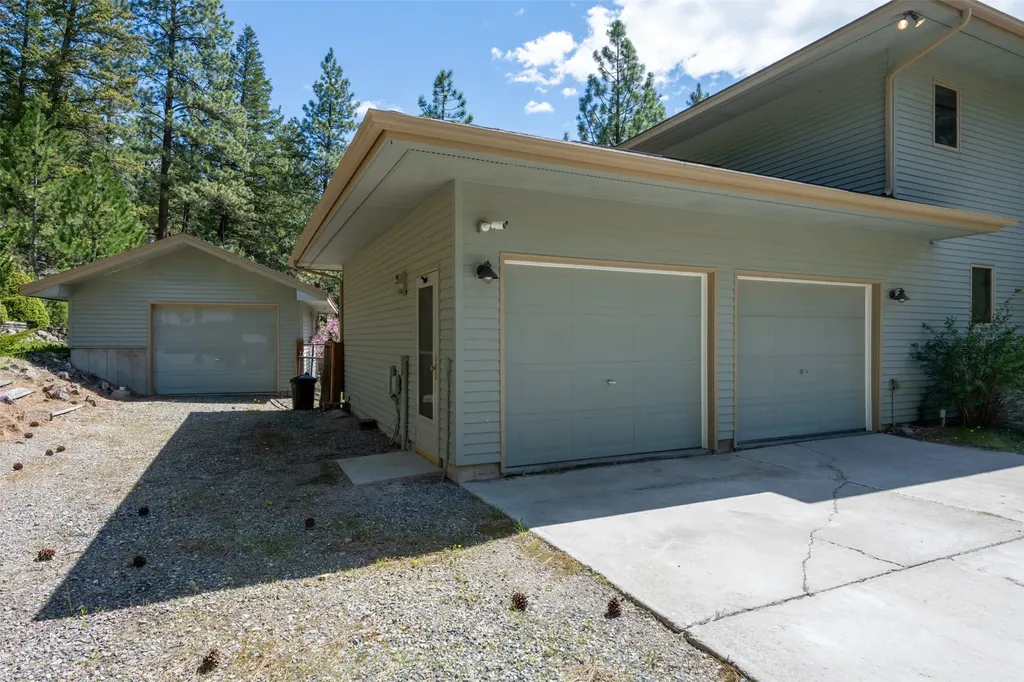 11300 Sleeman Creek Road Lolo MT 59847