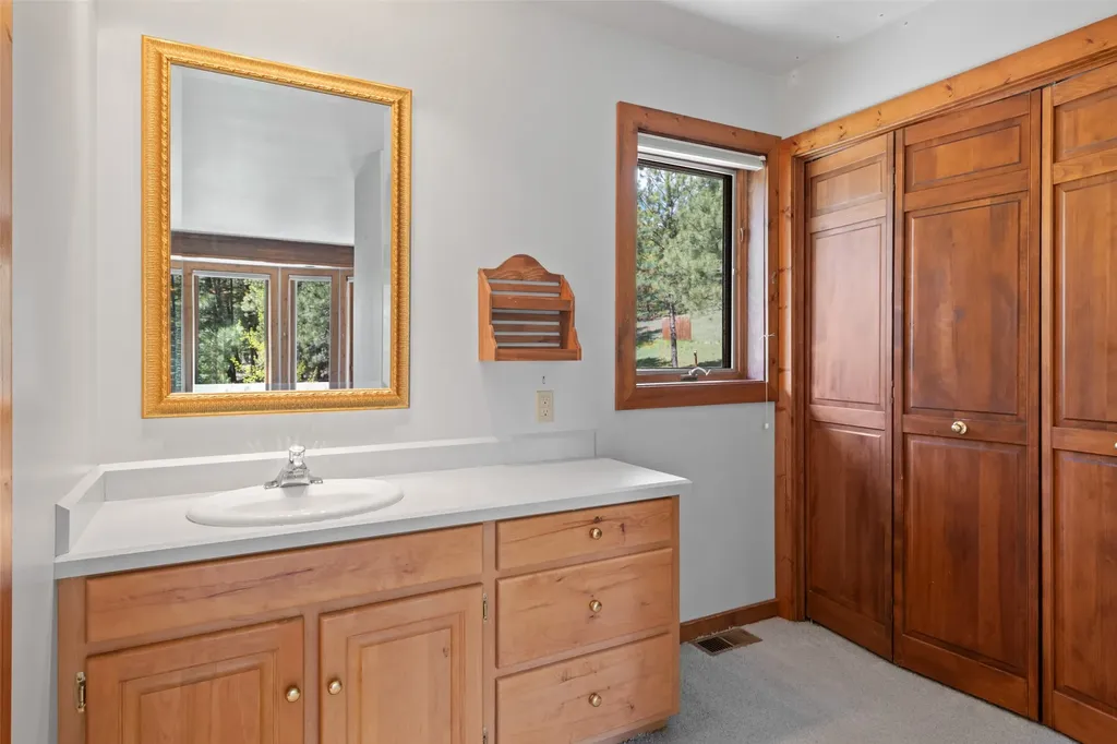 11300 Sleeman Creek Road Lolo MT 59847