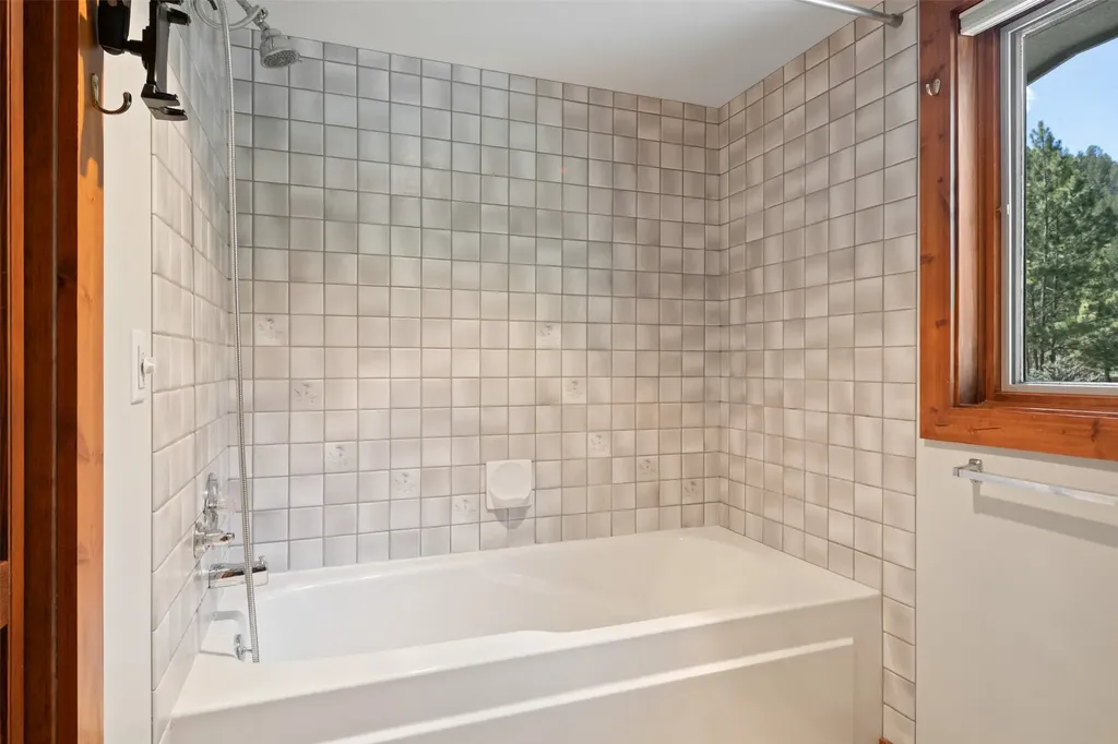 11300 Sleeman Creek Road Lolo MT 59847