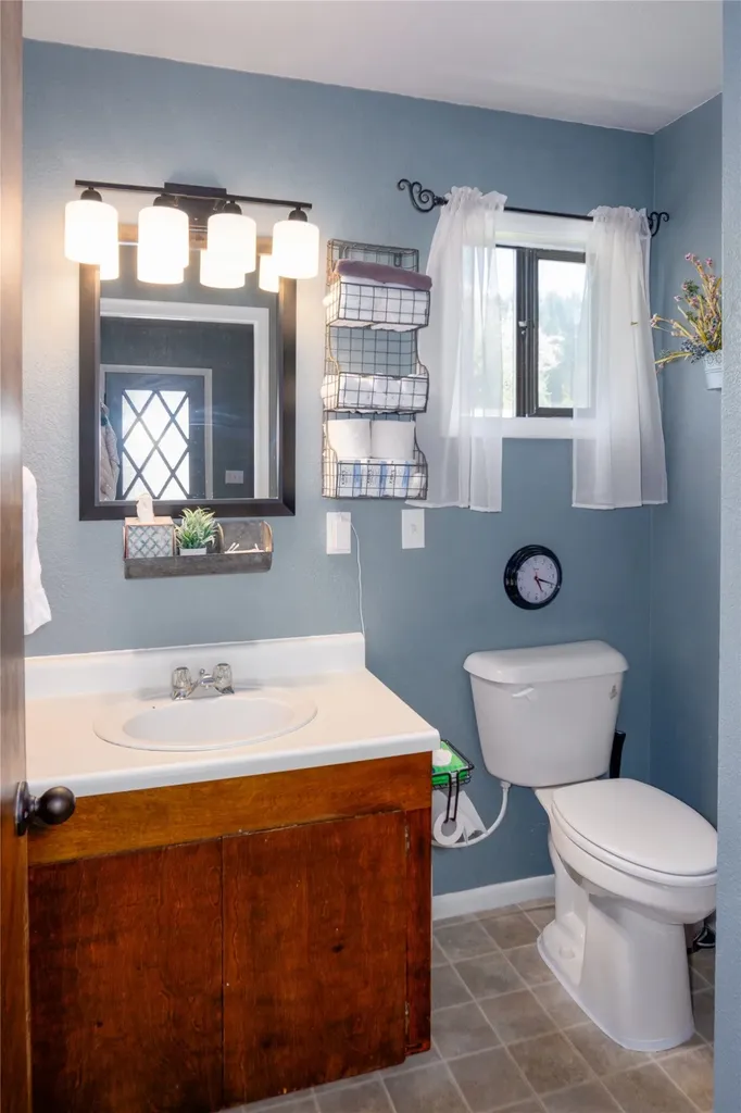 1302 Montana Avenue Libby MT 59923
