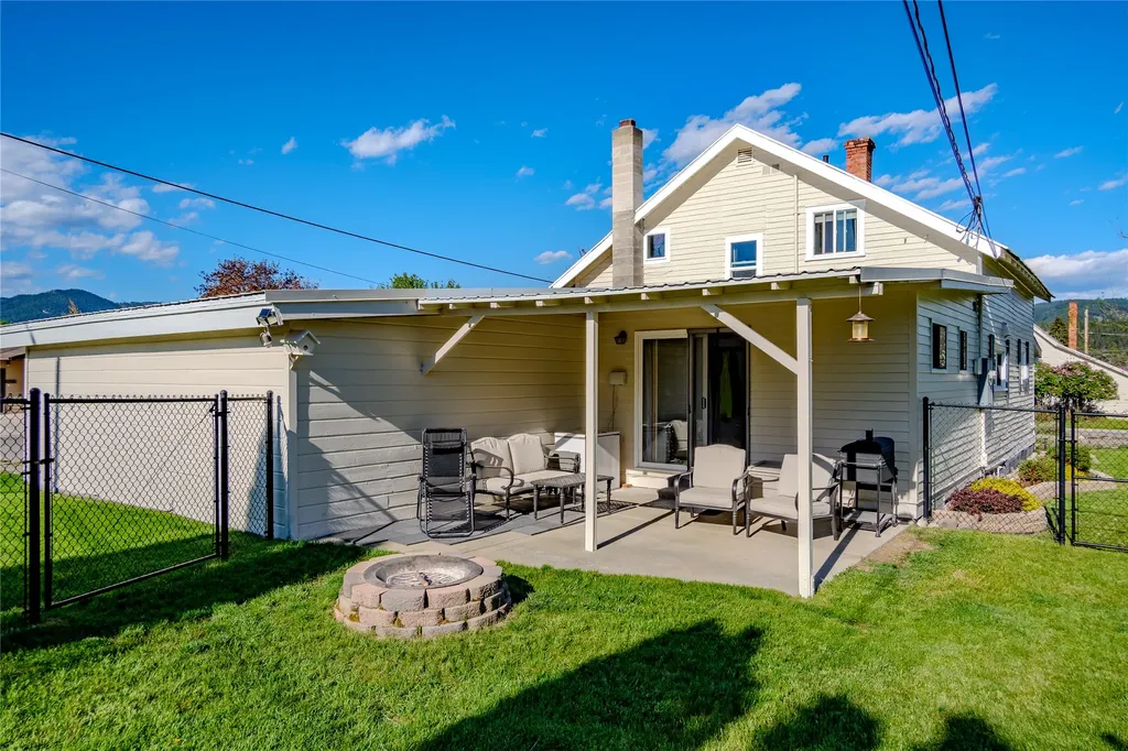 1302 Montana Avenue Libby MT 59923