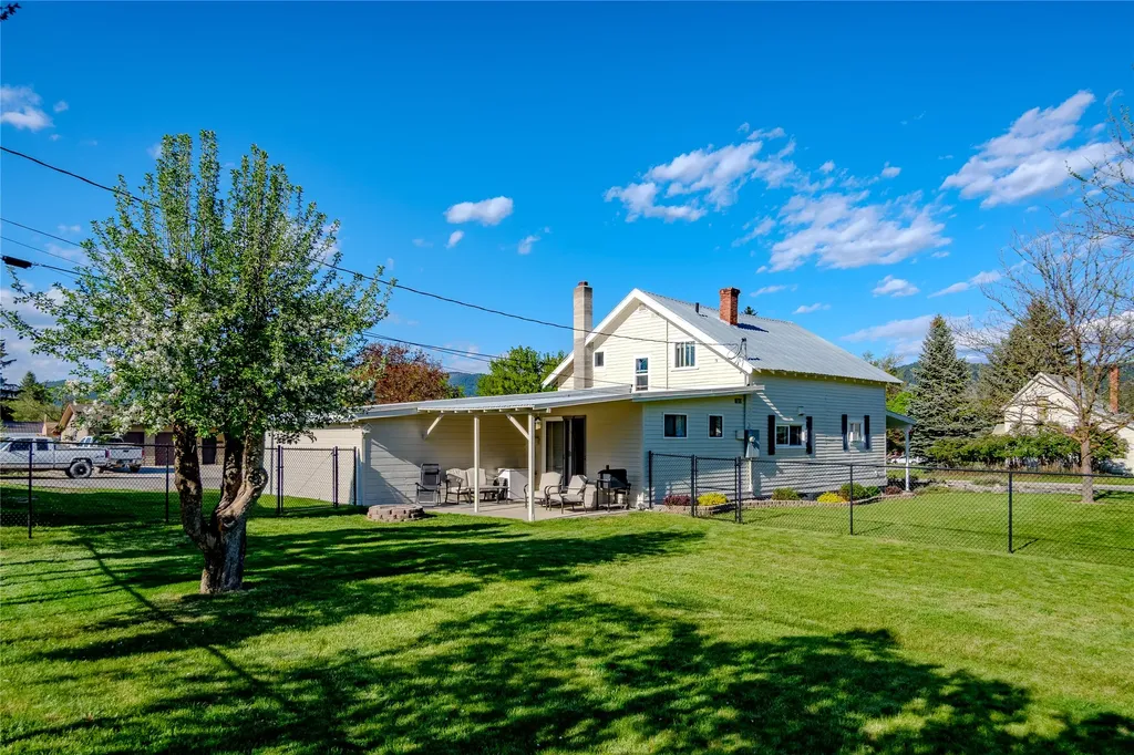 1302 Montana Avenue Libby MT 59923