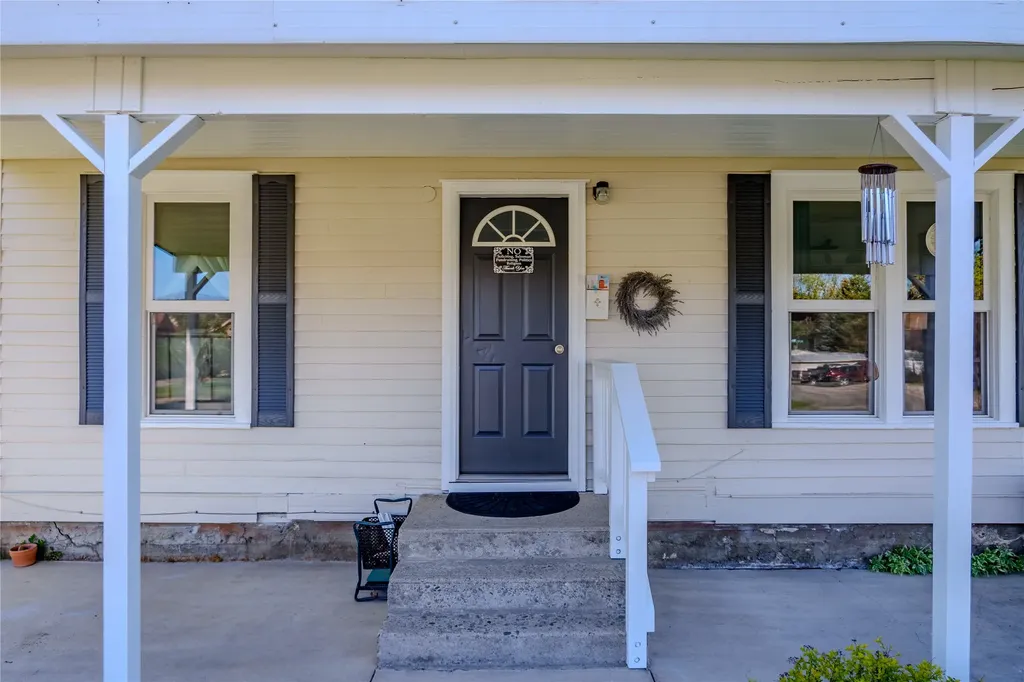 1302 Montana Avenue Libby MT 59923