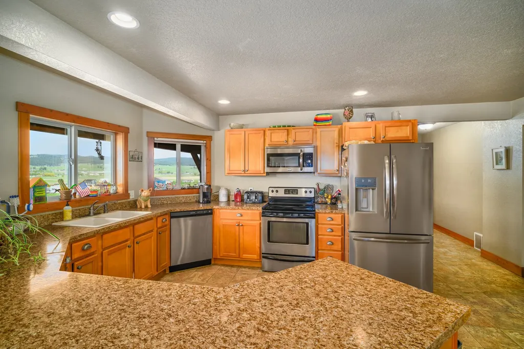 1073 Smith Lake Road Kalispell MT 59901