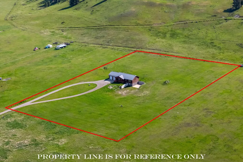 1073 Smith Lake Road Kalispell MT 59901
