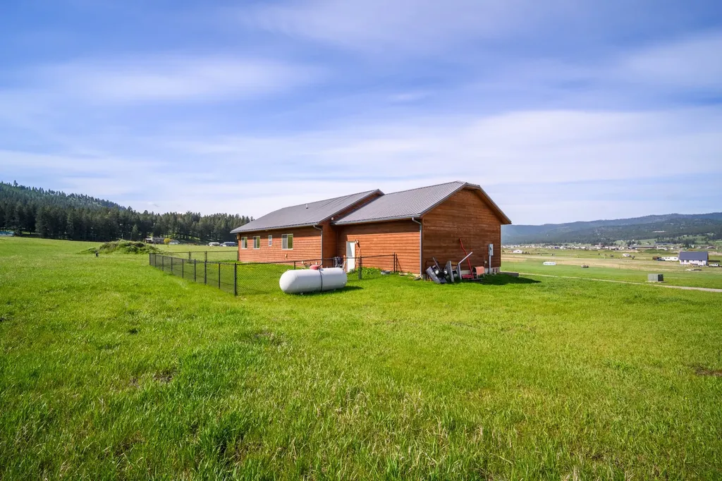 1073 Smith Lake Road Kalispell MT 59901