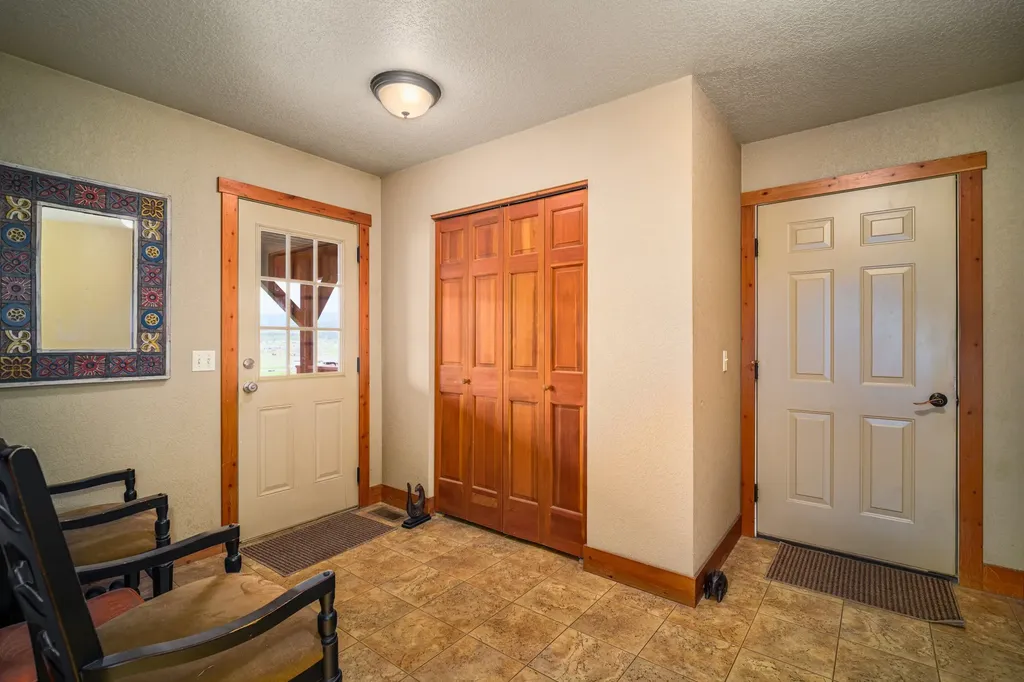 1073 Smith Lake Road Kalispell MT 59901