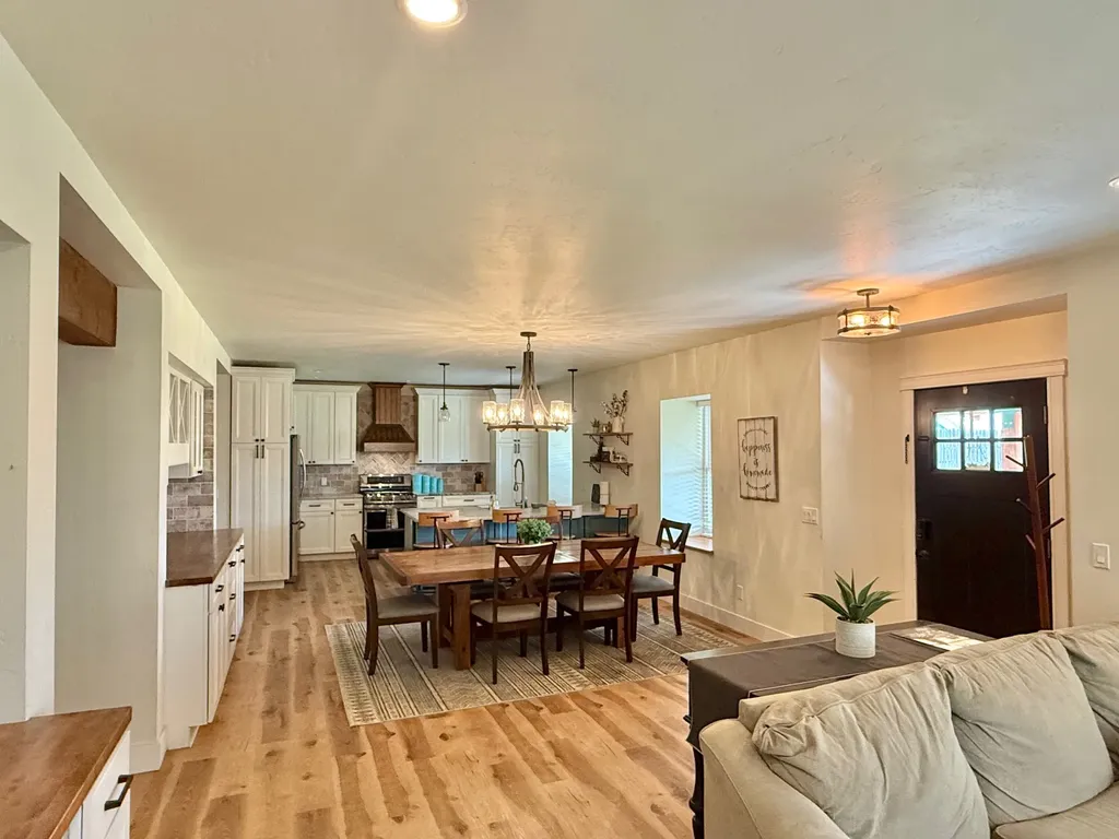 205 Kinnikinnick Lane Columbia Falls MT 59912