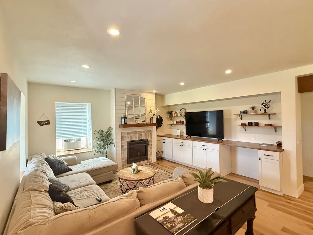205 Kinnikinnick Lane Columbia Falls MT 59912