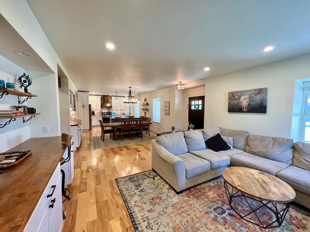205 Kinnikinnick Lane Columbia Falls MT 59912